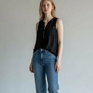 Tahari Sleeveless Zip Front Utility Top NWT Women's Sz M Black Shell Modern